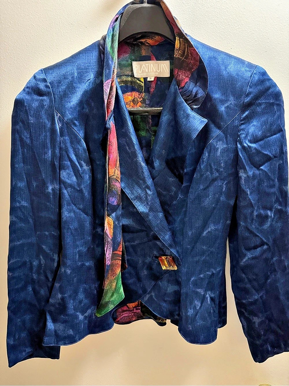 Platinum by Dorothy Schoelen Vintage Cropped Blazer Blue & Multicolor Size Small
